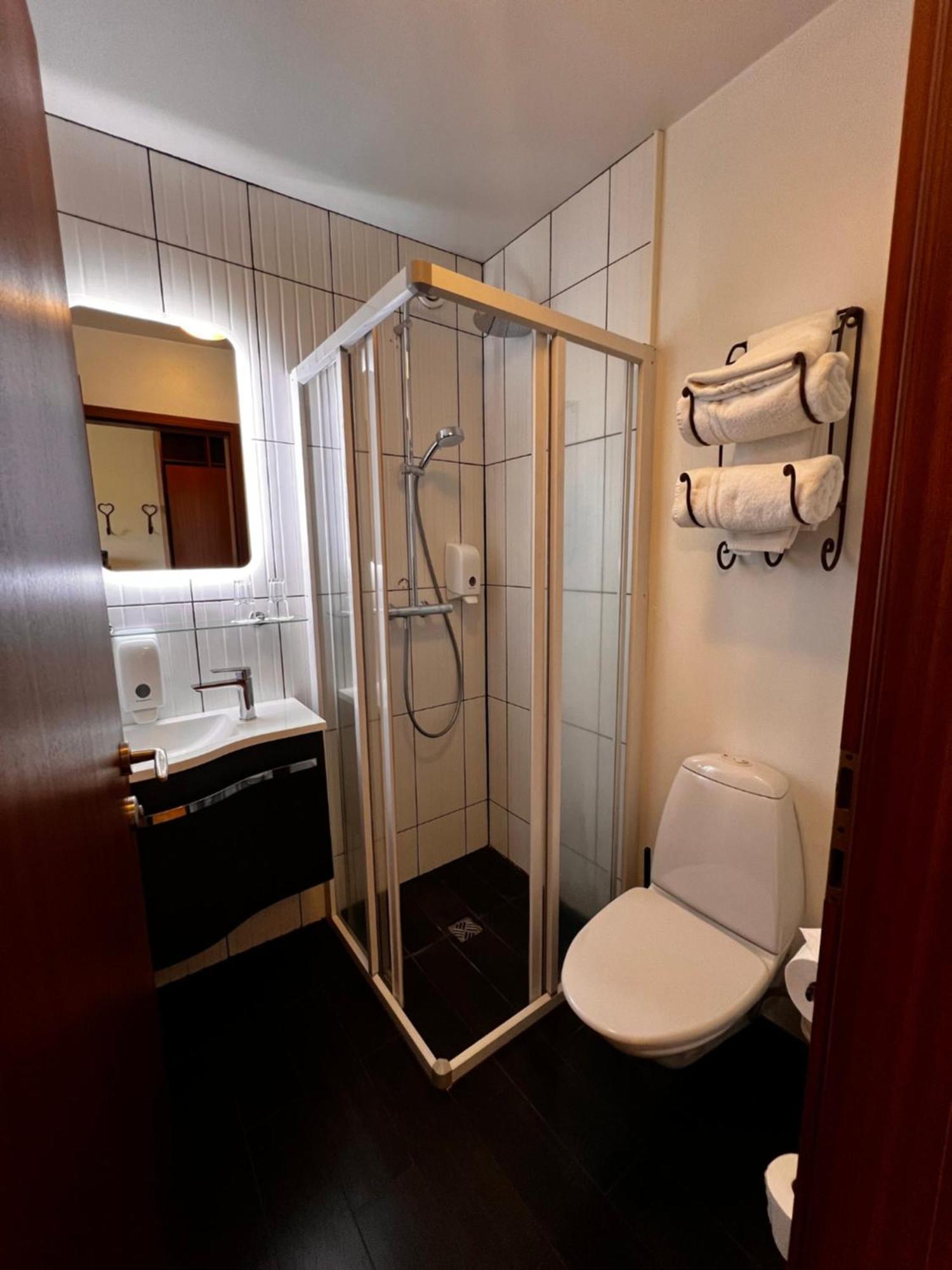 סקוגאר Hotel Skoga By Ej Hotels מראה חיצוני תמונה